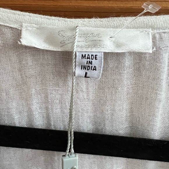 Lapogee Dress.    Labeled large. Is actually more like a small - Picture 9 of 10